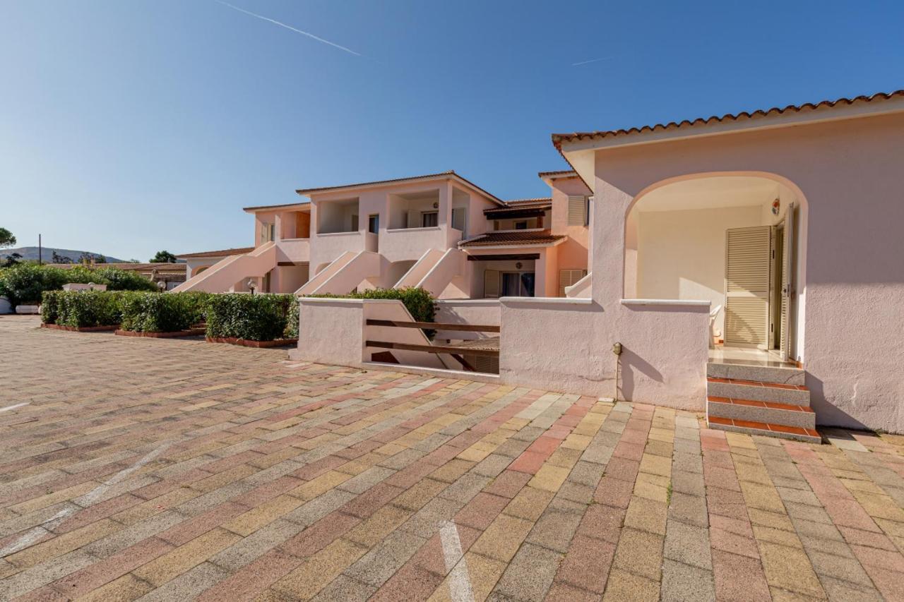 Residence Arcobaleno San Teodoro  Εξωτερικό φωτογραφία